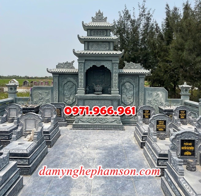 mẫu lăng thờ cho khu lăng mộ gia đình đá tự nhiên nguyên khối đẹp, lăng thờ đá phong thủy cho dòng họ cao cấp, lăng thờ được chạm khắc hoa văn tinh xảo tạo lên sự trang nghiêm cho gia đình, chuyên tư vấn và thiết kế lăng thờ bằng đá theo yêu cầu khách hàng