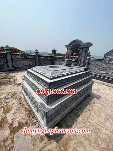 mẫu mộ đá đơn giản nguyên khối, ông bà, cha mẹ, một mái, hai mái, ba mái, mộ đá đơn cao cấp được chạm chổ hao văn tinh xảo theo nhu cầu khách hàng, mộ đơn bằng đá xanh rêu chuẩn phong thủy cho gia đình, mộ đơn không mái bằng đá nhập khẩu cao cấp bền đẹp theo thời gian
