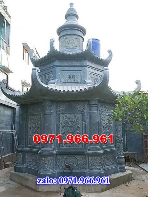 mộ tháp bằng đá để tro cốt ông bà hay cha mẹ, mộ tháp đá xanh rêu nguyên khối được chạm khắc tinh sảo, mộ tháp đá công giáo bằng đá granite nhập khẩu cao cấp, xây mộ tháp đá chuẩn phong thủy mang ý nghĩa tâm linh cho gia đinh bạn, chuyên sản xuất mộ tháp đá theo yêu cầu khách hàng