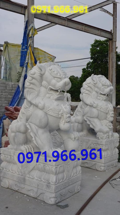 mẫu kỳ lân đá phong thủy canh cổng, kỳ lân đá tự nhiên nguyên khối trấn yểm trước nhà, kỳ lân đá cẩm thạch trước nhà thờ họ, kỳ lân đá biệt thự mang lại tài lộc may mắn cho gia chủ, kỳ lân đá được điêu khắc chạm trổ tinh sảo theo nhu cầu khách hàng