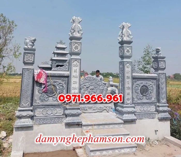 mẫu nghĩa trang nhà mồ cho khu lăng mộ dòng họ, gia đình bằng đá xanh rêu, xanh đen đẹp nhất hiện nay, khu nghĩa trang bằng đá tự nhiên nguyên khối chất lượng cao, khu nghĩa trang nhà mồ đá phong thủy chuẩn tâm linh được chạm khắc hoa văn tinh xảo theo yêu cầu khách hàng