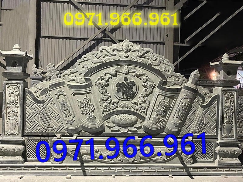 cuốn thư hay còn gọi bức bình phong trấn trạch bằng đá tự nhiên nguyên khối được đặt trong sân nhà thờ họ,bức cuốn thư chạm rồng phượng trước khu tâm linh đình làng, bức bình phong phong thủy đá xanh rêu trước khu lăng mộ gia đình đẹp, chuyên thiết kế cuốn thư bình phong theo yêu cầu khách hàng