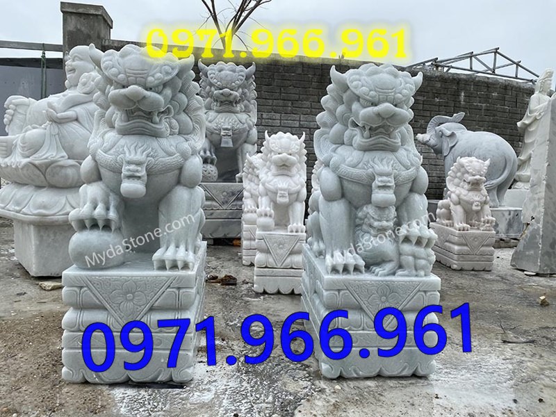 mẫu kỳ lân đá phong thủy canh cổng, kỳ lân đá tự nhiên nguyên khối trấn yểm trước nhà, kỳ lân đá cẩm thạch trước nhà thờ họ, kỳ lân đá biệt thự mang lại tài lộc may mắn cho gia chủ, kỳ lân đá được điêu khắc chạm trổ tinh sảo theo nhu cầu khách hàng