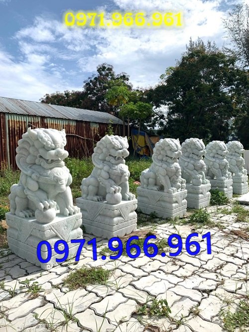 mẫu kỳ lân đá phong thủy canh cổng, kỳ lân đá tự nhiên nguyên khối trấn yểm trước nhà, kỳ lân đá cẩm thạch trước nhà thờ họ, kỳ lân đá biệt thự mang lại tài lộc may mắn cho gia chủ, kỳ lân đá được điêu khắc chạm trổ tinh sảo theo nhu cầu khách hàng