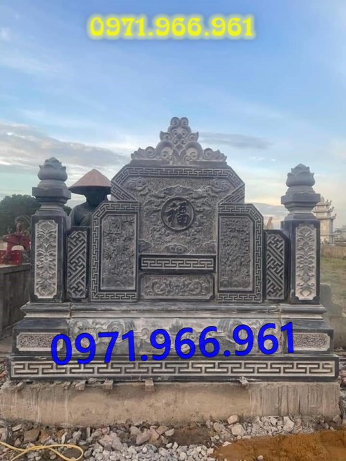 cuốn thư hay còn gọi bức bình phong trấn trạch bằng đá tự nhiên nguyên khối được đặt trong sân nhà thờ họ,bức cuốn thư chạm rồng phượng trước khu tâm linh đình làng, bức bình phong phong thủy đá xanh rêu trước khu lăng mộ gia đình đẹp, chuyên thiết kế cuốn thư bình phong theo yêu cầu khách hàng
