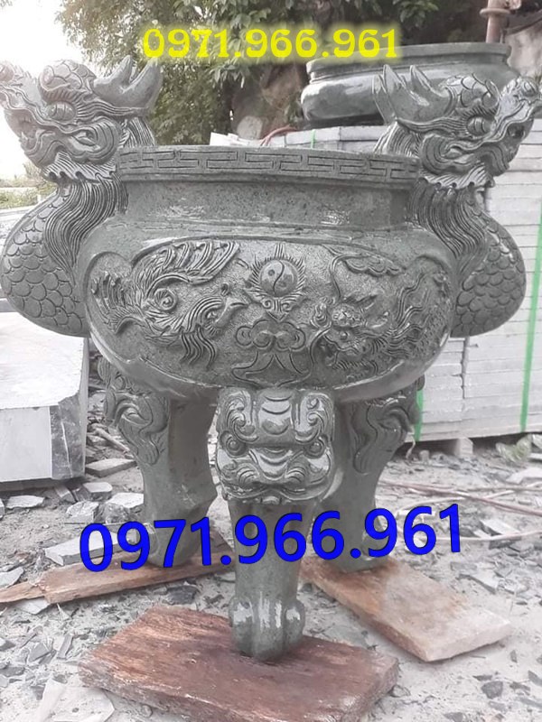 lư đỉnh bằng đá tự nhiên nguyên khối cao cấp ngoài trời bền đẹp, lư đỉnh đá phong thủy chuẩn tâm linh trước nhà thờ họ hay từ đường, lư đỉnh đá thờ cúng tâm linh khu lăng mộ, lư đỉnh đá xanh trước cổng tam quan hay khu tưởng niệm, thiết kế lư đỉnh đá cao cấp theo yêu cầu khách hàng 