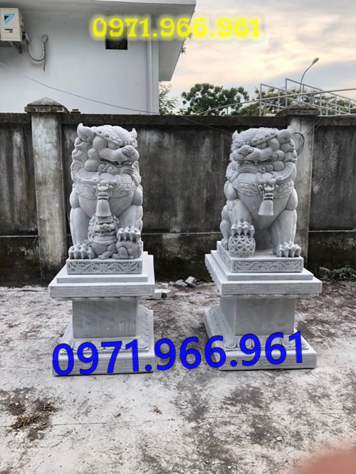 mẫu kỳ lân đá phong thủy canh cổng, kỳ lân đá tự nhiên nguyên khối trấn yểm trước nhà, kỳ lân đá cẩm thạch trước nhà thờ họ, kỳ lân đá biệt thự mang lại tài lộc may mắn cho gia chủ, kỳ lân đá được điêu khắc chạm trổ tinh sảo theo nhu cầu khách hàng