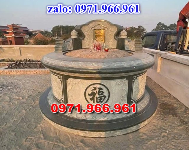 mẫu mộ tròn bằng đá nguyên khối cao cấp cho phần mộ tổ tiên, mộ tròn bằng đá xanh rêu được ưu chuộng nhất hiện nay cho phần mộ gia đình, mộ tròn bằng đá cao cấp chạm khắc hoa văn tinh xảo theo yêu cầu, mộ tròn bằng đá đẹp chuẩn kích thước phong thủy cho ông bà,cha mẹ cao cấp