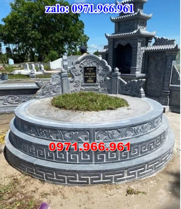 mẫu mộ tròn bằng đá nguyên khối cao cấp cho phần mộ tổ tiên, mộ tròn bằng đá xanh rêu được ưu chuộng nhất hiện nay cho phần mộ gia đình, mộ tròn bằng đá cao cấp chạm khắc hoa văn tinh xảo theo yêu cầu, mộ tròn bằng đá đẹp chuẩn kích thước phong thủy cho ông bà,cha mẹ cao cấp