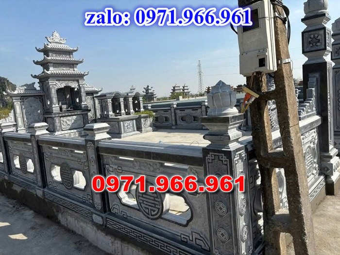 lan can bằng đá tự nhiên nguyên khối nhà thờ họ hay từ đường, lan can đá xanh rêu cho khu lăng mộ gia đình, nghĩa trang, khu lịch tâm linh, lan can khu biệt thự sân vườn được chạm khắc hoa văn tinh xảo theo yêu cầu, lan can tường rào đá phong thủy, trấn trạch, cao cấp, bền đẹp, giá rẻ cho khách hàng 