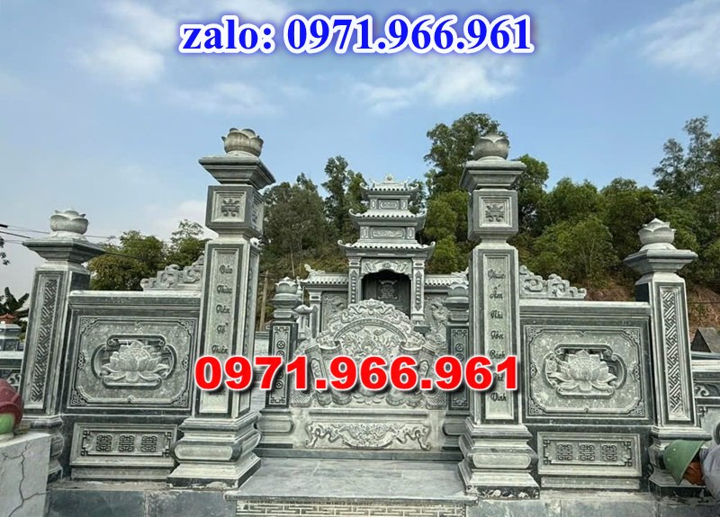 mẫu nghĩa trang nhà mồ cho khu lăng mộ dòng họ, gia đình bằng đá xanh rêu, xanh đen đẹp nhất hiện nay, khu nghĩa trang bằng đá tự nhiên nguyên khối chất lượng cao, khu nghĩa trang nhà mồ đá phong thủy chuẩn tâm linh được chạm khắc hoa văn tinh xảo theo yêu cầu khách hàng