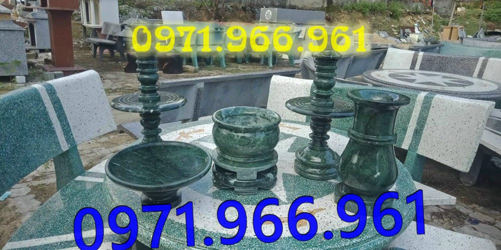 mẫu bát hương lọ hoa đá đẹp cho từ đường nhà thờ họ, bát hương lọ hoa đá tự nhiên nguyên khối cho khu lăng mộ chuẩn phong thủy, bát hương lọ hoa trang trí bàn thờ được chạm khắc hoa văn tinh xảo, mẫu bát hương lọ hoa thờ cúng gia tiên, thần linh, ngoài trời bền đẹp theo thời gian, lọ hoa bát hương đẹp giá rẻ theo yêu cầu của khách hàng 