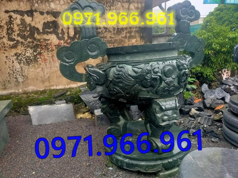 lư đỉnh bằng đá tự nhiên nguyên khối cao cấp ngoài trời bền đẹp, lư đỉnh đá phong thủy chuẩn tâm linh trước nhà thờ họ hay từ đường, lư đỉnh đá thờ cúng tâm linh khu lăng mộ, lư đỉnh đá xanh trước cổng tam quan hay khu tưởng niệm, thiết kế lư đỉnh đá cao cấp theo yêu cầu khách hàng 