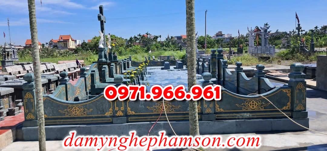 mẫu nghĩa trang nhà mồ cho khu lăng mộ dòng họ, gia đình bằng đá xanh rêu, xanh đen đẹp nhất hiện nay, khu nghĩa trang bằng đá tự nhiên nguyên khối chất lượng cao, khu nghĩa trang nhà mồ đá phong thủy chuẩn tâm linh được chạm khắc hoa văn tinh xảo theo yêu cầu khách hàng