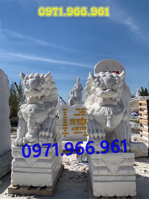 mẫu kỳ lân đá phong thủy canh cổng, kỳ lân đá tự nhiên nguyên khối trấn yểm trước nhà, kỳ lân đá cẩm thạch trước nhà thờ họ, kỳ lân đá biệt thự mang lại tài lộc may mắn cho gia chủ, kỳ lân đá được điêu khắc chạm trổ tinh sảo theo nhu cầu khách hàng