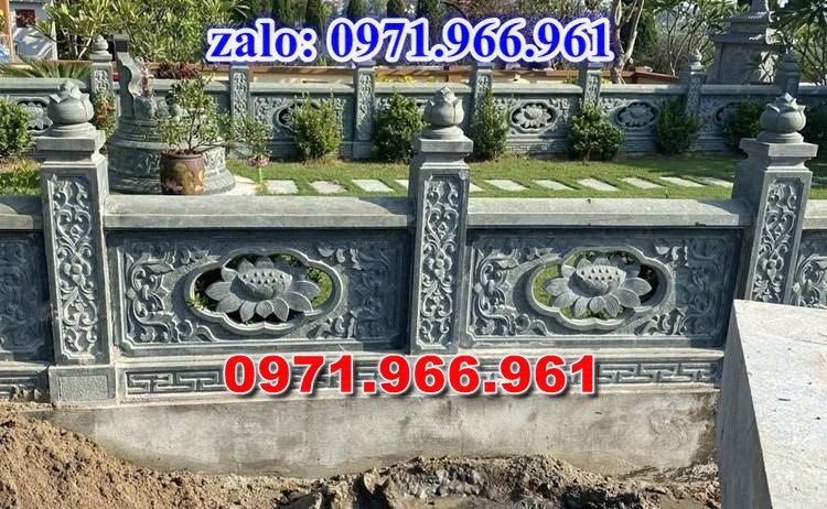 lan can bằng đá tự nhiên nguyên khối nhà thờ họ hay từ đường, lan can đá xanh rêu cho khu lăng mộ gia đình, nghĩa trang, khu lịch tâm linh, lan can khu biệt thự sân vườn được chạm khắc hoa văn tinh xảo theo yêu cầu, lan can tường rào đá phong thủy, trấn trạch, cao cấp, bền đẹp, giá rẻ cho khách hàng