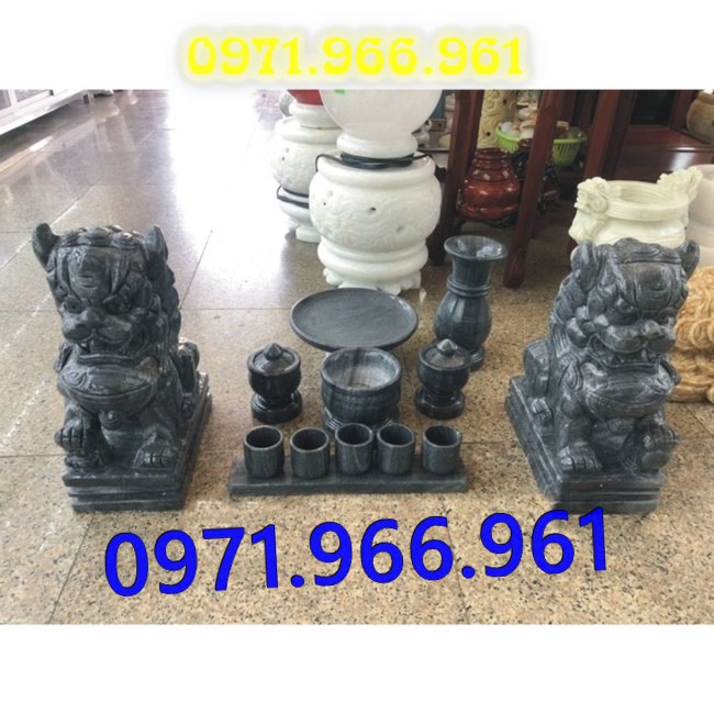 mẫu bát hương lọ hoa đá đẹp cho từ đường nhà thờ họ, bát hương lọ hoa đá tự nhiên nguyên khối cho khu lăng mộ chuẩn phong thủy, bát hương lọ hoa trang trí bàn thờ được chạm khắc hoa văn tinh xảo, mẫu bát hương lọ hoa thờ cúng gia tiên, thần linh, ngoài trời bền đẹp theo thời gian, lọ hoa bát hương đẹp giá rẻ theo yêu cầu của khách hàng 