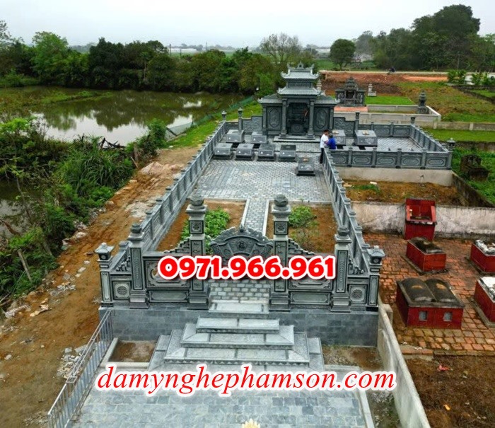 mẫu nghĩa trang nhà mồ cho khu lăng mộ dòng họ, gia đình bằng đá xanh rêu, xanh đen đẹp nhất hiện nay, khu nghĩa trang bằng đá tự nhiên nguyên khối chất lượng cao, khu nghĩa trang nhà mồ đá phong thủy chuẩn tâm linh được chạm khắc hoa văn tinh xảo theo yêu cầu khách hàng