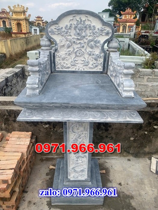 mẫu bàn thờ thiên bằng đá đẹp ngoài trời trước nhà hợp phong thủy, bàn thờ thiên đá xanh nguyên khối trong sân vườn, biệt thự, bàn thờ thiên chạm khắc hoa văn đẹp chuẩn phong thủy trước nhà thờ dòng họ, bàn thờ thiên là nét tâm linh, hút tài lộc cho gia chủ