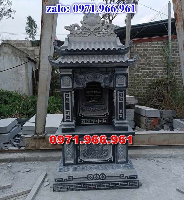 mẫu lăng thờ cho khu lăng mộ gia đình đá tự nhiên nguyên khối đẹp, lăng thờ đá phong thủy cho dòng họ cao cấp, lăng thờ được chạm khắc hoa văn tinh xảo tạo lên sự trang nghiêm cho gia đình, chuyên tư vấn và thiết kế lăng thờ bằng đá theo yêu cầu khách hàng