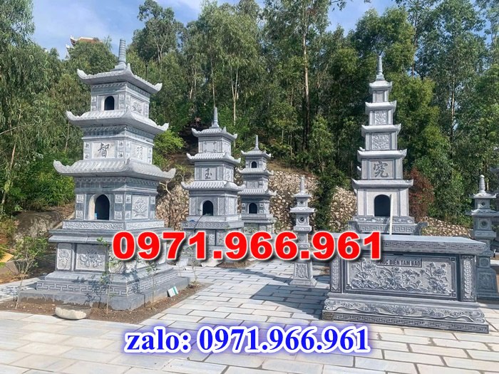 mộ tháp bằng đá để tro cốt ông bà hay cha mẹ, mộ tháp đá xanh rêu nguyên khối được chạm khắc tinh sảo, mộ tháp đá công giáo bằng đá granite nhập khẩu cao cấp, xây mộ tháp đá chuẩn phong thủy mang ý nghĩa tâm linh cho gia đinh bạn, chuyên sản xuất mộ tháp đá theo yêu cầu khách hàng