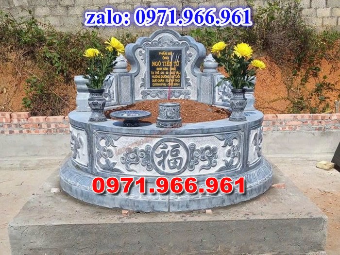 mẫu mộ tròn bằng đá nguyên khối cao cấp cho phần mộ tổ tiên, mộ tròn bằng đá xanh rêu được ưu chuộng nhất hiện nay cho phần mộ gia đình, mộ tròn bằng đá cao cấp chạm khắc hoa văn tinh xảo theo yêu cầu, mộ tròn bằng đá đẹp chuẩn kích thước phong thủy cho ông bà,cha mẹ cao cấp