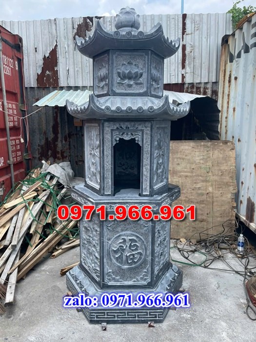 mộ tháp bằng đá để tro cốt ông bà hay cha mẹ, mộ tháp đá xanh rêu nguyên khối được chạm khắc tinh sảo, mộ tháp đá công giáo bằng đá granite nhập khẩu cao cấp, xây mộ tháp đá chuẩn phong thủy mang ý nghĩa tâm linh cho gia đinh bạn, chuyên sản xuất mộ tháp đá theo yêu cầu khách hàng