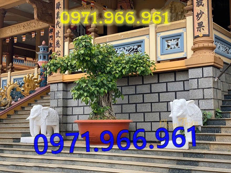 voi bằng đá tự nhiên nguyên khối canh cổng phong thủy trước nhà, voi đá sân vườn, trang trí khu biệt thự, voi đá nhà thờ họ, trấn trạch khu lăng mộ, voi đá phong thủy mang tài lộc, thịnh vượng, bình an, voi đá đặt trước cửa công ty, trang trí trong các công trình tâm linh