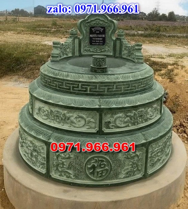 mẫu mộ tròn bằng đá nguyên khối cao cấp cho phần mộ tổ tiên, mộ tròn bằng đá xanh rêu được ưu chuộng nhất hiện nay cho phần mộ gia đình, mộ tròn bằng đá cao cấp chạm khắc hoa văn tinh xảo theo yêu cầu, mộ tròn bằng đá đẹp chuẩn kích thước phong thủy cho ông bà,cha mẹ cao cấp