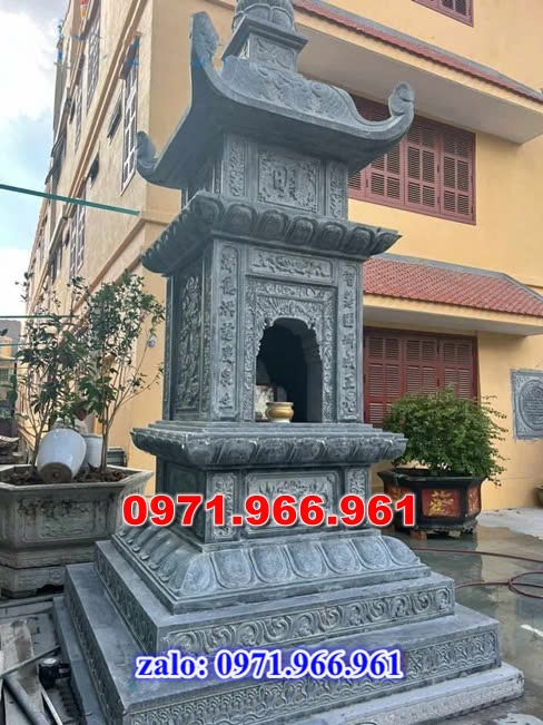 mộ tháp bằng đá để tro cốt ông bà hay cha mẹ, mộ tháp đá xanh rêu nguyên khối được chạm khắc tinh sảo, mộ tháp đá công giáo bằng đá granite nhập khẩu cao cấp, xây mộ tháp đá chuẩn phong thủy mang ý nghĩa tâm linh cho gia đinh bạn, chuyên sản xuất mộ tháp đá theo yêu cầu khách hàng