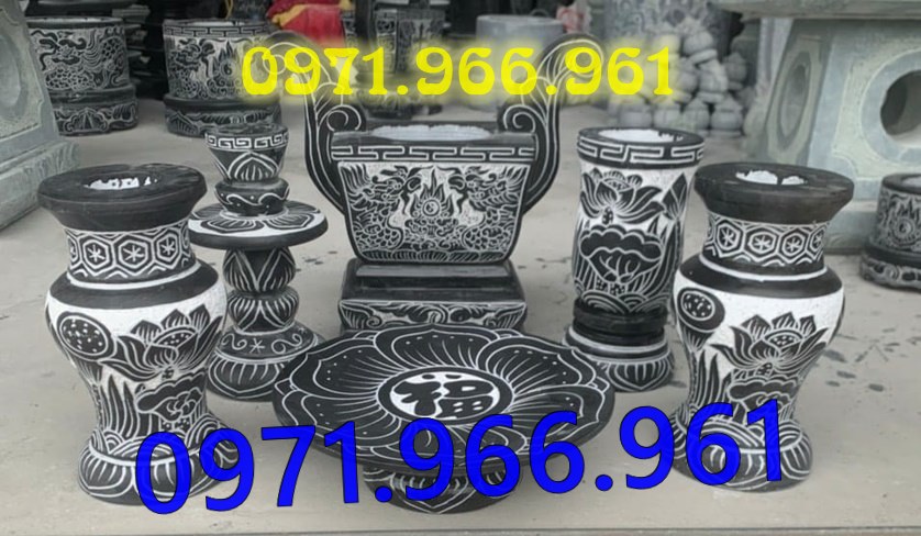 mẫu bát hương lọ hoa đá đẹp cho từ đường nhà thờ họ, bát hương lọ hoa đá tự nhiên nguyên khối cho khu lăng mộ chuẩn phong thủy, bát hương lọ hoa trang trí bàn thờ được chạm khắc hoa văn tinh xảo, mẫu bát hương lọ hoa thờ cúng gia tiên, thần linh, ngoài trời bền đẹp theo thời gian, lọ hoa bát hương đẹp giá rẻ theo yêu cầu của khách hàng