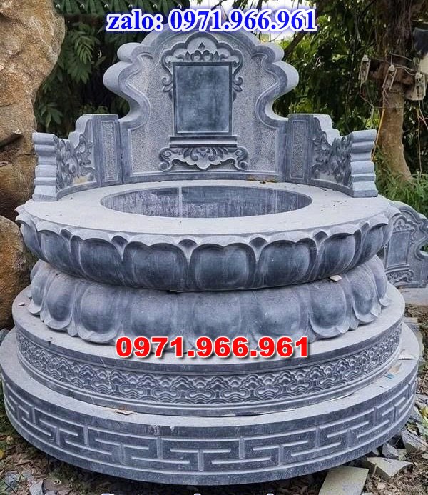 mẫu mộ tròn bằng đá nguyên khối cao cấp cho phần mộ tổ tiên, mộ tròn bằng đá xanh rêu được ưu chuộng nhất hiện nay cho phần mộ gia đình, mộ tròn bằng đá cao cấp chạm khắc hoa văn tinh xảo theo yêu cầu, mộ tròn bằng đá đẹp chuẩn kích thước phong thủy cho ông bà,cha mẹ cao cấp
