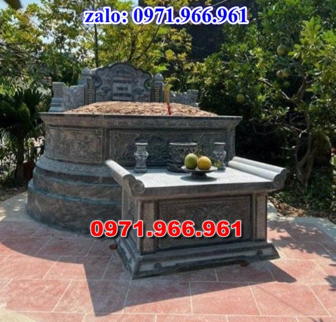 mẫu mộ tròn bằng đá nguyên khối cao cấp cho phần mộ tổ tiên, mộ tròn bằng đá xanh rêu được ưu chuộng nhất hiện nay cho phần mộ gia đình, mộ tròn bằng đá cao cấp chạm khắc hoa văn tinh xảo theo yêu cầu, mộ tròn bằng đá đẹp chuẩn kích thước phong thủy cho ông bà,cha mẹ cao cấp