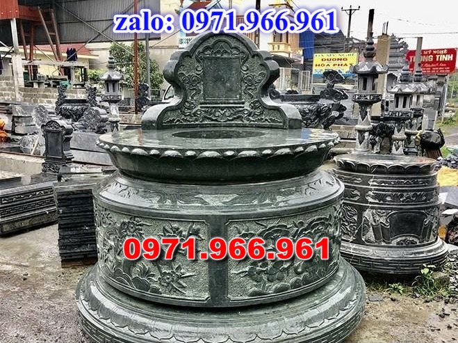 mẫu mộ tròn bằng đá nguyên khối cao cấp cho phần mộ tổ tiên, mộ tròn bằng đá xanh rêu được ưu chuộng nhất hiện nay cho phần mộ gia đình, mộ tròn bằng đá cao cấp chạm khắc hoa văn tinh xảo theo yêu cầu, mộ tròn bằng đá đẹp chuẩn kích thước phong thủy cho ông bà,cha mẹ cao cấp