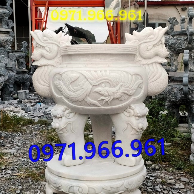 lư đỉnh bằng đá tự nhiên nguyên khối cao cấp ngoài trời bền đẹp, lư đỉnh đá phong thủy chuẩn tâm linh trước nhà thờ họ hay từ đường, lư đỉnh đá thờ cúng tâm linh khu lăng mộ, lư đỉnh đá xanh trước cổng tam quan hay khu tưởng niệm, thiết kế lư đỉnh đá cao cấp theo yêu cầu khách hàng