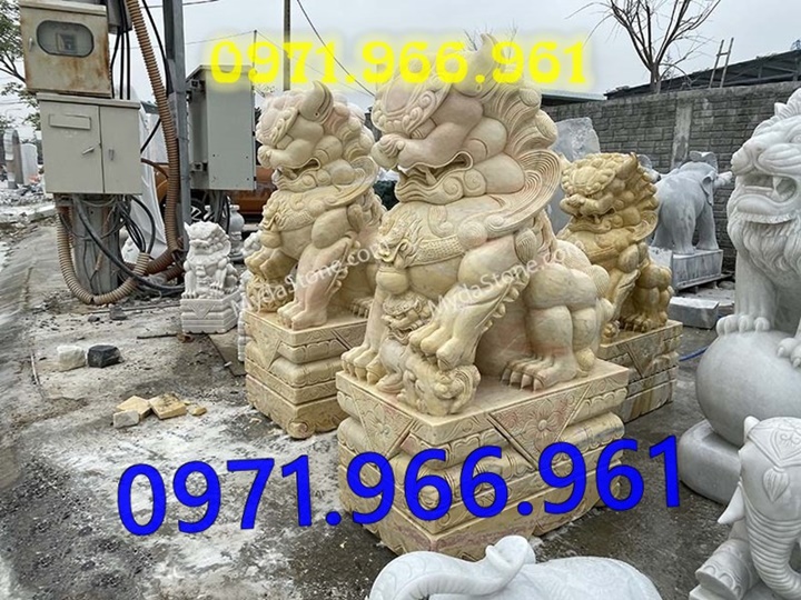 mẫu kỳ lân đá phong thủy canh cổng, kỳ lân đá tự nhiên nguyên khối trấn yểm trước nhà, kỳ lân đá cẩm thạch trước nhà thờ họ, kỳ lân đá biệt thự mang lại tài lộc may mắn cho gia chủ, kỳ lân đá được điêu khắc chạm trổ tinh sảo theo nhu cầu khách hàng