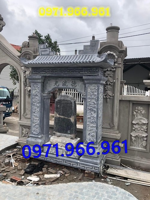 mẫu cột đá tự nhiên nguyên khối trước hiên nhà gia đình, nhà thờ, cột đá xanh đen phong thủy trước nhà thờ dòng họ, cột đá nhà gỗ chạm khắc hoa văn tinh sảo, cột đá đồng trụ, sân vườn, cột đá đình chùa bền vững cho khách hàng