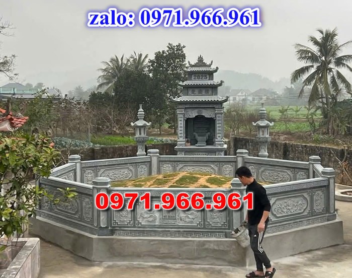 mẫu mộ tròn bằng đá nguyên khối cao cấp cho phần mộ tổ tiên, mộ tròn bằng đá xanh rêu được ưu chuộng nhất hiện nay cho phần mộ gia đình, mộ tròn bằng đá cao cấp chạm khắc hoa văn tinh xảo theo yêu cầu, mộ tròn bằng đá đẹp chuẩn kích thước phong thủy cho ông bà,cha mẹ cao cấp