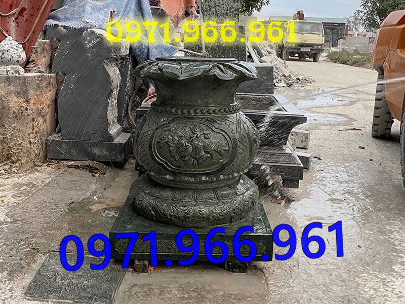 mẫu chân tảng đá tự nhiên nguyên khối, chân tảng đá kê cột gỗ nhà thờ, chân tảng đá xanh phong thủy trong từ đường, chân tảng đá cột hiên nhà gỗ ba gian, chân tảng đá đình chùa khu tâm linh nhà cổ, chân tảng đá xanh đen, chân tảng đá xanh rêu, chân tảng đá granite, chân tảng đá vàng