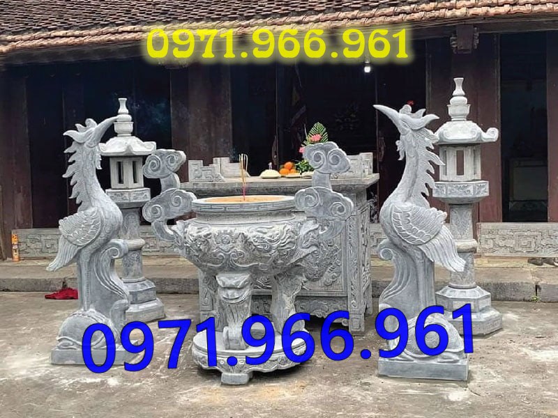 lư đỉnh bằng đá tự nhiên nguyên khối cao cấp ngoài trời bền đẹp, lư đỉnh đá phong thủy chuẩn tâm linh trước nhà thờ họ hay từ đường, lư đỉnh đá thờ cúng tâm linh khu lăng mộ, lư đỉnh đá xanh trước cổng tam quan hay khu tưởng niệm, thiết kế lư đỉnh đá cao cấp theo yêu cầu khách hàng 