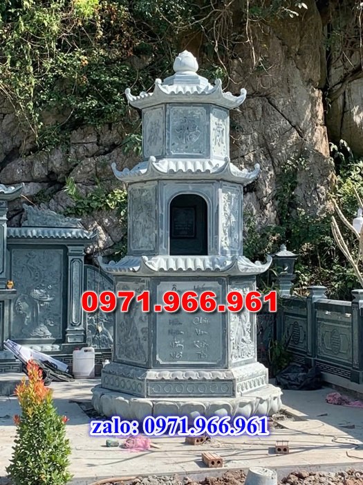 mộ tháp bằng đá để tro cốt ông bà hay cha mẹ, mộ tháp đá xanh rêu nguyên khối được chạm khắc tinh sảo, mộ tháp đá công giáo bằng đá granite nhập khẩu cao cấp, xây mộ tháp đá chuẩn phong thủy mang ý nghĩa tâm linh cho gia đinh bạn, chuyên sản xuất mộ tháp đá theo yêu cầu khách hàng