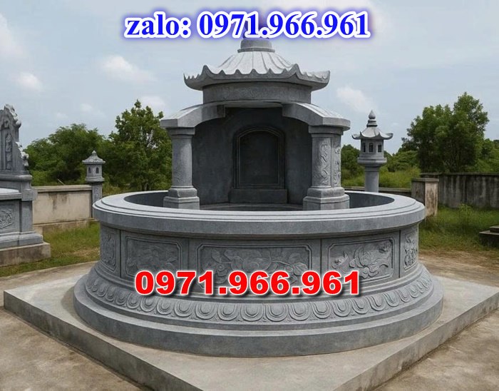 mẫu mộ tròn bằng đá nguyên khối cao cấp cho phần mộ tổ tiên, mộ tròn bằng đá xanh rêu được ưu chuộng nhất hiện nay cho phần mộ gia đình, mộ tròn bằng đá cao cấp chạm khắc hoa văn tinh xảo theo yêu cầu, mộ tròn bằng đá đẹp chuẩn kích thước phong thủy cho ông bà,cha mẹ cao cấp
