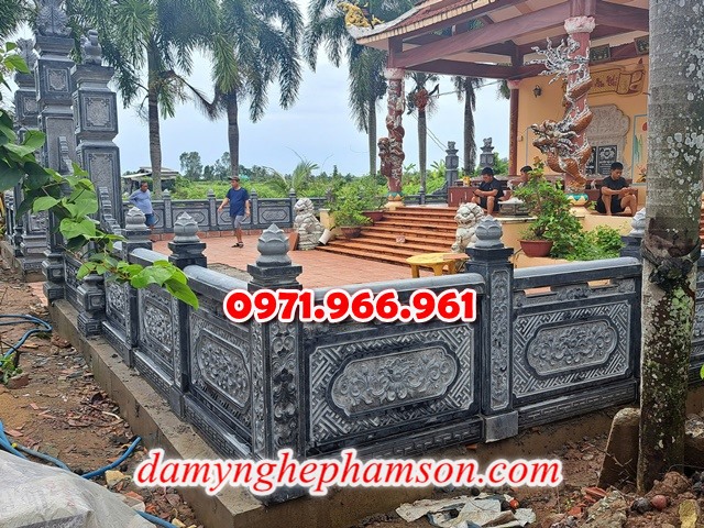 lan can bằng đá tự nhiên nguyên khối nhà thờ họ hay từ đường, lan can đá xanh rêu cho khu lăng mộ gia đình, nghĩa trang, khu lịch tâm linh, lan can khu biệt thự sân vườn được chạm khắc hoa văn tinh xảo theo yêu cầu, lan can tường rào đá phong thủy, trấn trạch, cao cấp, bền đẹp, giá rẻ cho khách hàng 