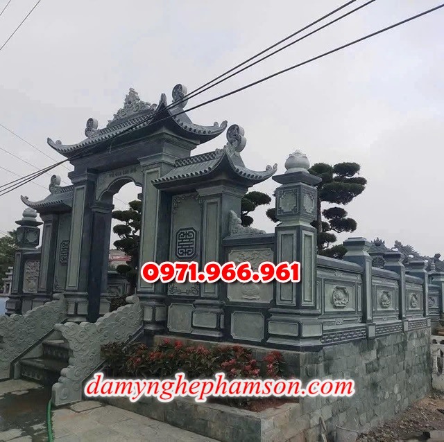 lan can bằng đá tự nhiên nguyên khối nhà thờ họ hay từ đường, lan can đá xanh rêu cho khu lăng mộ gia đình, nghĩa trang, khu lịch tâm linh, lan can khu biệt thự sân vườn được chạm khắc hoa văn tinh xảo theo yêu cầu, lan can tường rào đá phong thủy, trấn trạch, cao cấp, bền đẹp, giá rẻ cho khách hàng 