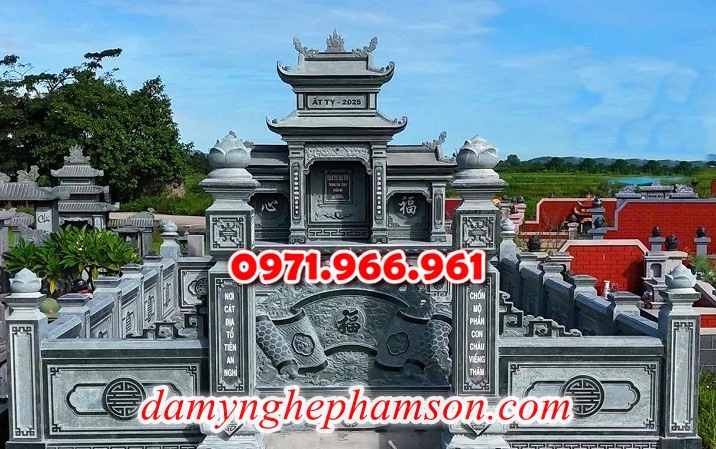 mẫu nghĩa trang nhà mồ cho khu lăng mộ dòng họ, gia đình bằng đá xanh rêu, xanh đen đẹp nhất hiện nay, khu nghĩa trang bằng đá tự nhiên nguyên khối chất lượng cao, khu nghĩa trang nhà mồ đá phong thủy chuẩn tâm linh được chạm khắc hoa văn tinh xảo theo yêu cầu khách hàng