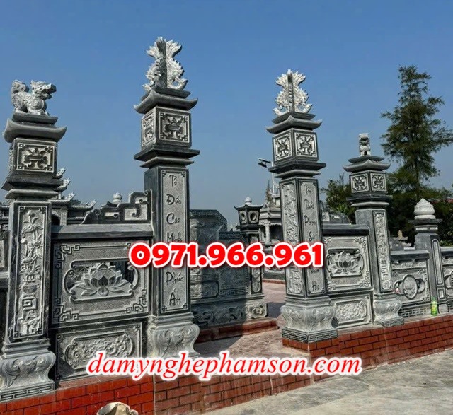 lan can bằng đá tự nhiên nguyên khối nhà thờ họ hay từ đường, lan can đá xanh rêu cho khu lăng mộ gia đình, nghĩa trang, khu lịch tâm linh, lan can khu biệt thự sân vườn được chạm khắc hoa văn tinh xảo theo yêu cầu, lan can tường rào đá phong thủy, trấn trạch, cao cấp, bền đẹp, giá rẻ cho khách hàng