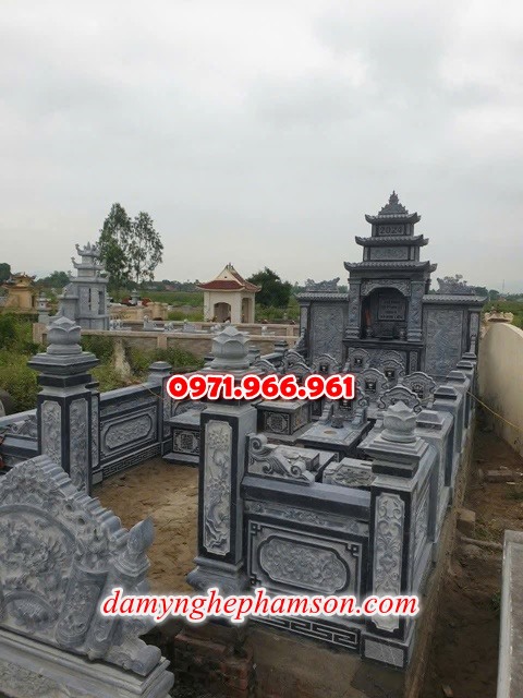 lan can bằng đá tự nhiên nguyên khối nhà thờ họ hay từ đường, lan can đá xanh rêu cho khu lăng mộ gia đình, nghĩa trang, khu lịch tâm linh, lan can khu biệt thự sân vườn được chạm khắc hoa văn tinh xảo theo yêu cầu, lan can tường rào đá phong thủy, trấn trạch, cao cấp, bền đẹp, giá rẻ cho khách hàng 