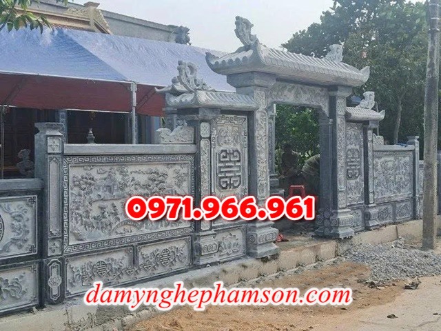 lan can bằng đá tự nhiên nguyên khối nhà thờ họ hay từ đường, lan can đá xanh rêu cho khu lăng mộ gia đình, nghĩa trang, khu lịch tâm linh, lan can khu biệt thự sân vườn được chạm khắc hoa văn tinh xảo theo yêu cầu, lan can tường rào đá phong thủy, trấn trạch, cao cấp, bền đẹp, giá rẻ cho khách hàng 