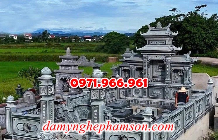 lan can bằng đá tự nhiên nguyên khối nhà thờ họ hay từ đường, lan can đá xanh rêu cho khu lăng mộ gia đình, nghĩa trang, khu lịch tâm linh, lan can khu biệt thự sân vườn được chạm khắc hoa văn tinh xảo theo yêu cầu, lan can tường rào đá phong thủy, trấn trạch, cao cấp, bền đẹp, giá rẻ cho khách hàng 