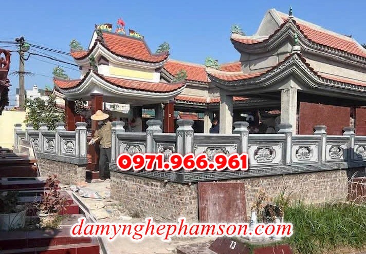 lan can bằng đá tự nhiên nguyên khối nhà thờ họ hay từ đường, lan can đá xanh rêu cho khu lăng mộ gia đình, nghĩa trang, khu lịch tâm linh, lan can khu biệt thự sân vườn được chạm khắc hoa văn tinh xảo theo yêu cầu, lan can tường rào đá phong thủy, trấn trạch, cao cấp, bền đẹp, giá rẻ cho khách hàng